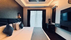 Club Room