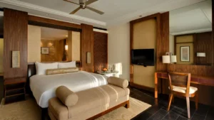 1 King Bed With Balcony Pool View Club Access