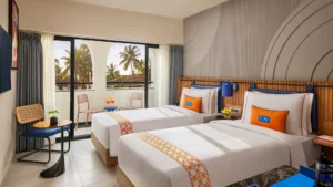 2 Twin Beds Pool View with Balcony