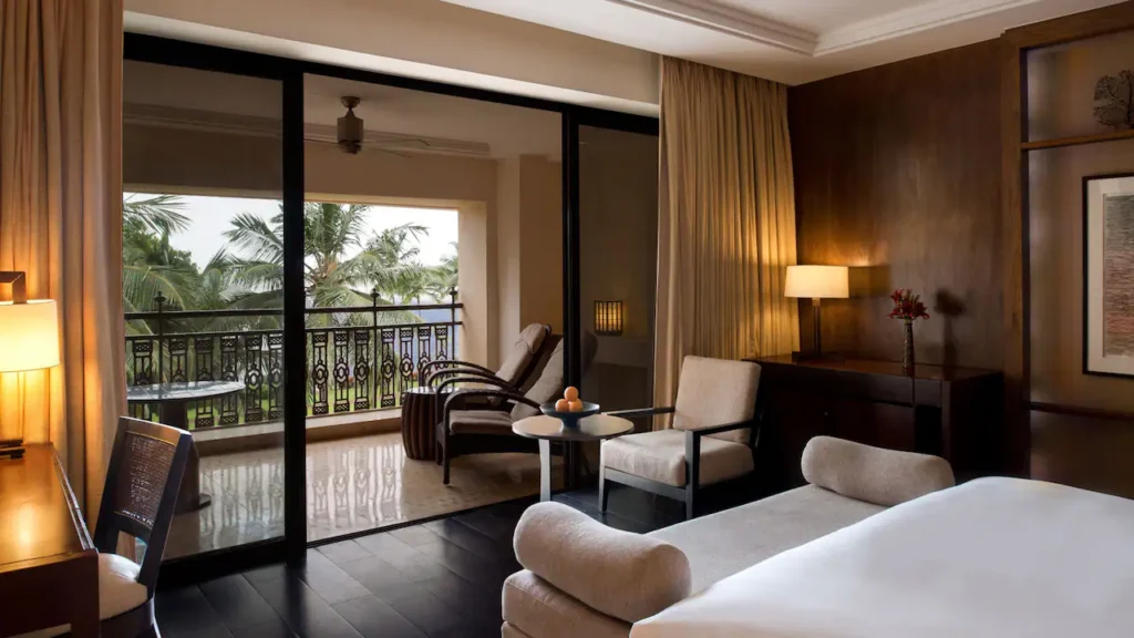 1 King Bed With Balcony Bay View Club Access