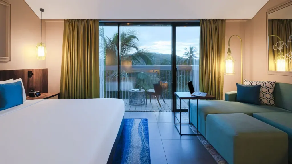 1 King Terrace Room