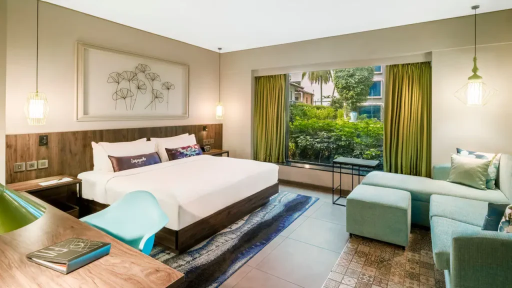 1 King Bed