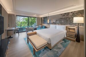 Grand Luxury Room-Guest room-1 King-Forest view-Plunge pool
