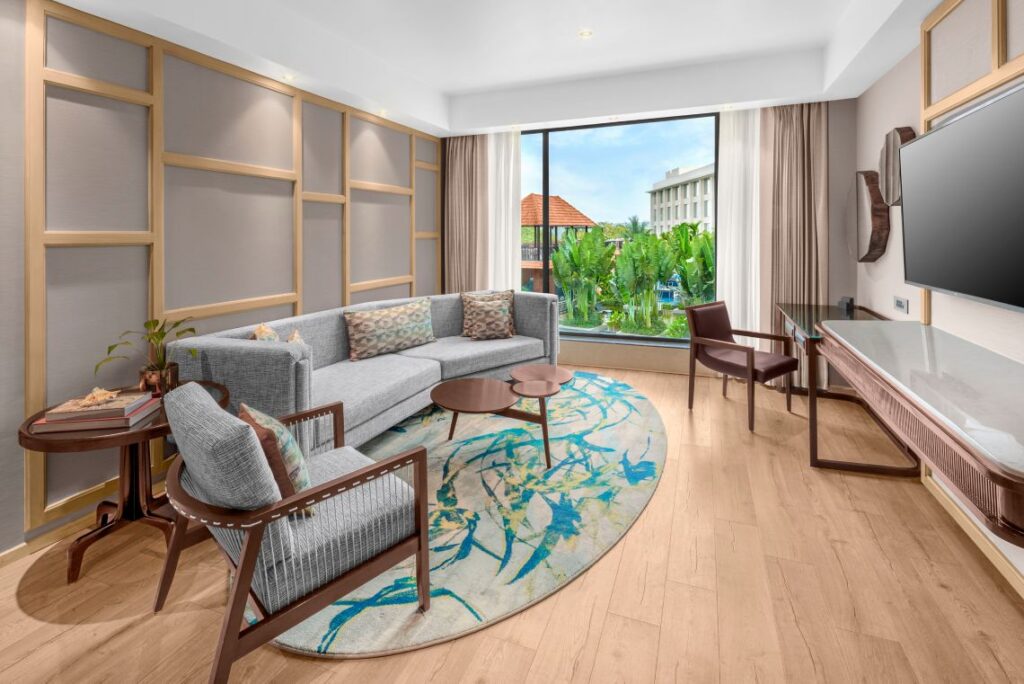 Bedroom Suite-1 King
