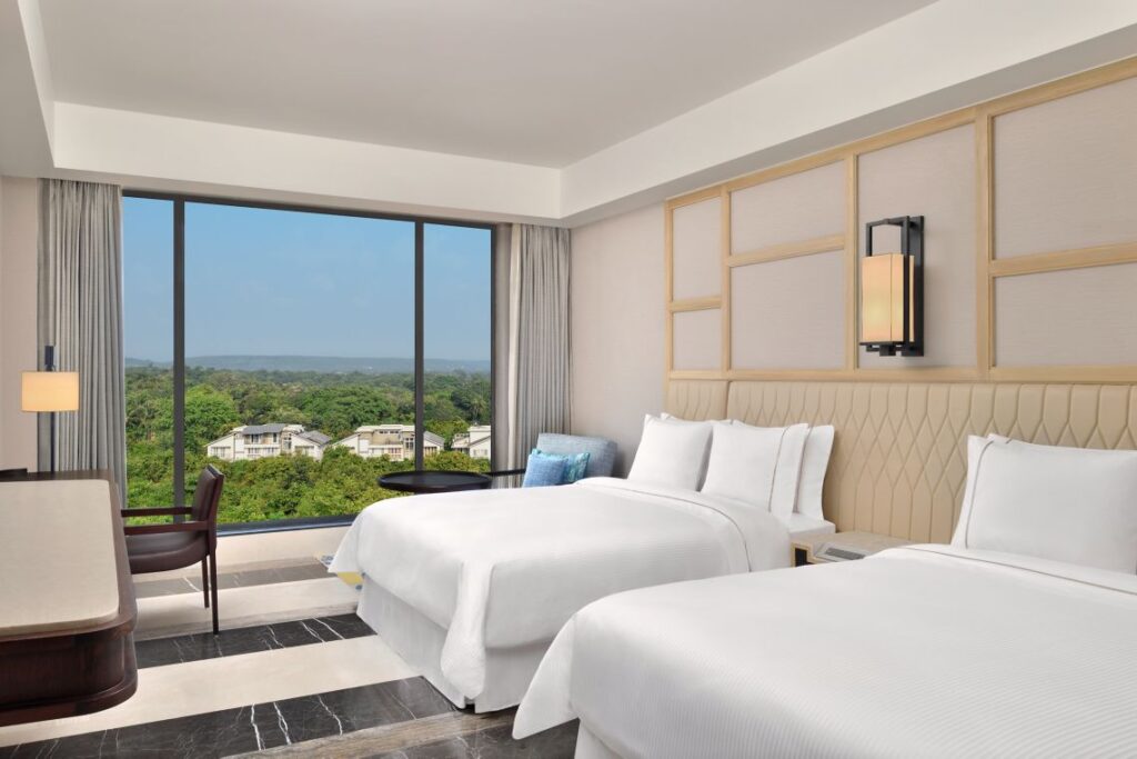 Guest room-2 Queen, Hill view