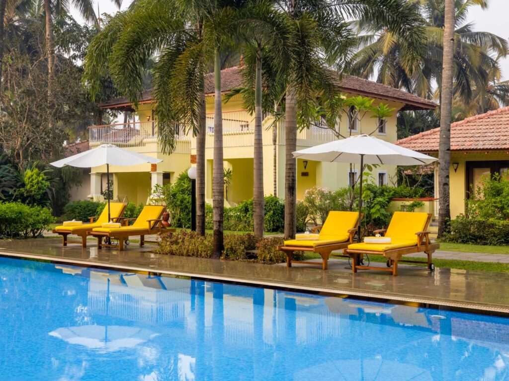 Executive villa pool view twin room